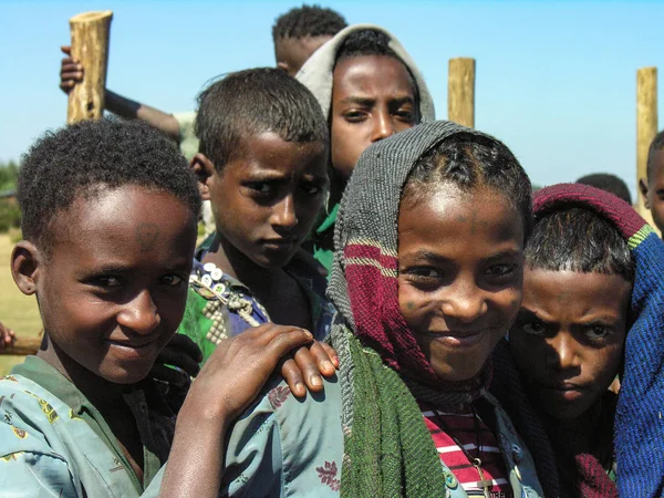 Amhara Etiópia Dezembro 2006 Crianças Rurais Sorrindo Para Câmera — Fotografia de Stock