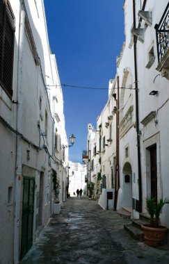 Ostuni eski kasabasında Alley, La Citta Bianca