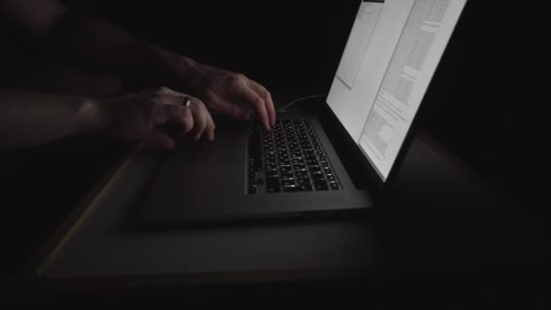 Federal Crime Man Allegedly Criminal Hacker Trying Hack Government Server — Stock Video