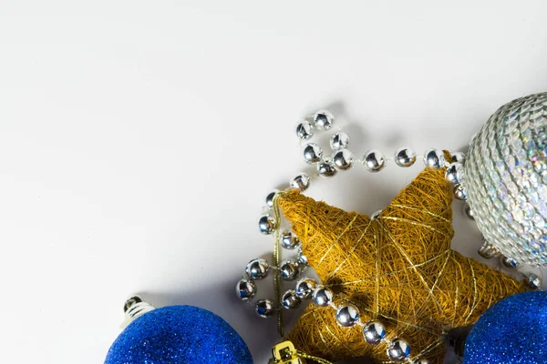 Різдвяні Іграшки Прикраси Білому Тлі Різдвяних Листівок — стокове фото