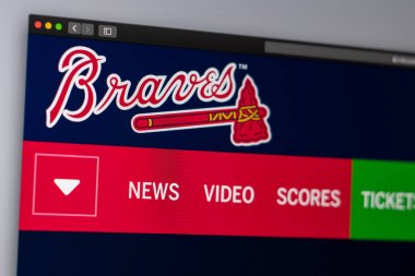 Miami / Amerika - 04.20.2019: Beyzbol takımı Atlanta Braves web sitesi ana sayfası. Takım logosunu kapatın. Haber medyası veya diğer web siteleri için açıklayıcı olarak kullanılabilir, bilgi veya pazarlama konsepti için iyi.