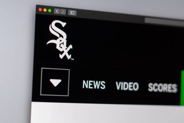 Miami / Amerika - 04.20.2019: Beyzbol takımı Chicago White Sox web sitesi ana sayfası. Takım logosunu kapatın. Haber medyası veya diğer web siteleri için açıklayıcı olarak kullanılabilir, bilgi veya pazarlama konsepti için iyi.