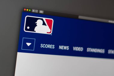 Miami/ABD-04.20.2019: Major League beyzbol Web sitesi ana sayfası. MLB logosu yakın. Haber medya veya diğer web siteleri için açıklayıcı olarak kullanılabilir, bilgi veya pazarlama kavramı için iyi.