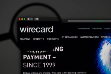 Miami / Amerika - 04.28.2019: Wirecard şirketinin web sitesi ana sayfası. Wirecard logosunu kapatın. Haber medyası veya diğer web siteleri için açıklayıcı olarak kullanılabilir, bilgi, iş veya pazarlama konsepti için iyi.