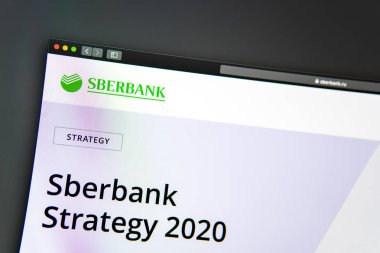 Sberbank şirket web sitesi ana sayfası. Sberbank logosunun kapatılması.