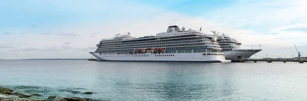 Tallinn Estland September 2019 Cruise Schepen Viking Sky Viking Sea — Stockfoto