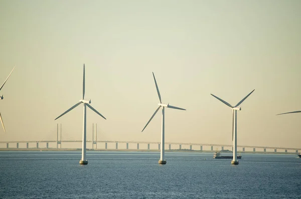 Temiz enerji rüzgar türbinleri