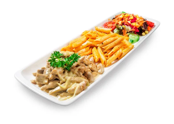 makarna sosu, et ve sebze yemek beyaz arka plan üzerinde