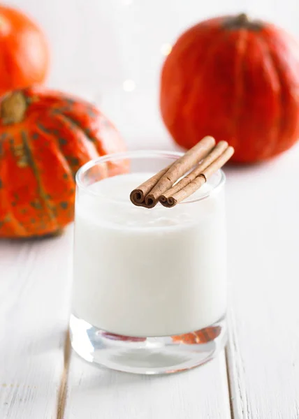 Pumpkin Cinnamon Yogurt Old Wooden Background — Stock Photo, Image