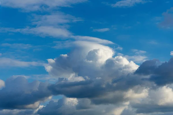 Ciel Bleu Avec Nuages — Photo