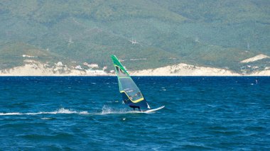 Novorossiysk blak denizde Rüzgar Sörfü
