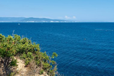 Sahilden deniz manzarası