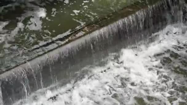 Eau Turbulente Barrage Eau Qui Coule Petit Barrage — Video