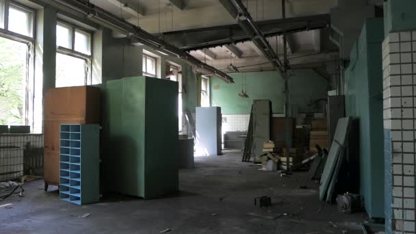 Salões Assustadores Decadência Abandonada Antiga Fábrica Antigo Edifício Fábrica Antes — Vídeo de Stock