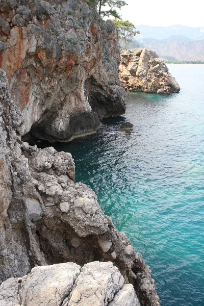 Picturesque View Rocky Shore Blue Sea Sunny Day — Stock Photo, Image