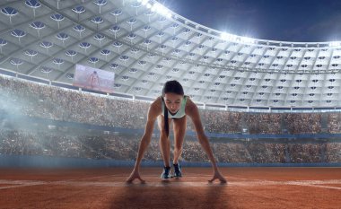 Profesyonel atletizm stadyumunda bayan sporcu.