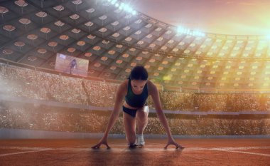 Profesyonel atletizm stadyumunda bayan sporcu.