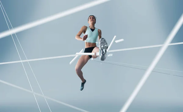 Vrouwelijke Atleet Die Rent Springt Side View Shot Van Gezonde — Stockfoto