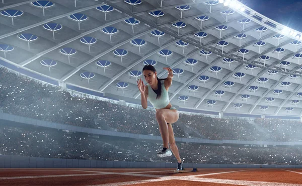 Athlète Féminine Sur Stade Athlétisme Professionnel — Photo