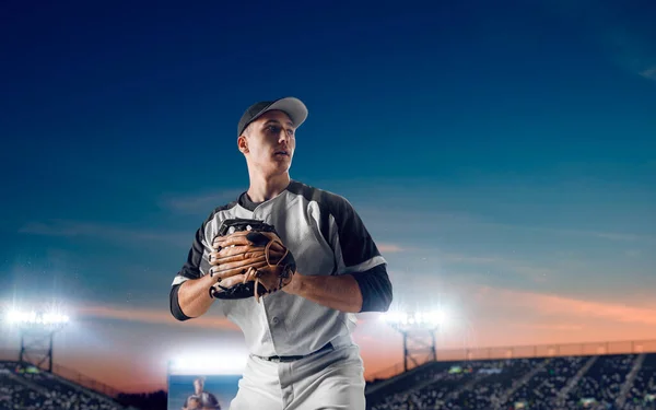 Jogador Beisebol Estádio Profissional Beisebol Noite Duri — Fotografia de Stock