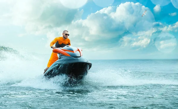 Young Man Water Scooter Tropical Ocean — Stock Photo, Image