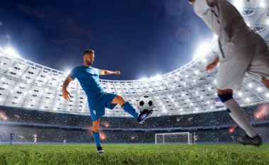 Futbolcular profesyonel stadyumda iş başında.