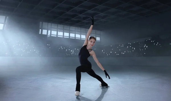 Fille Patinage Artistique Dans Arène Glace — Photo