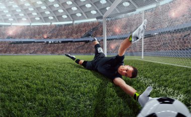 Futbolcular profesyonel stadyumda iş başında.