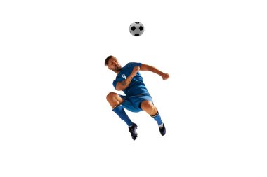 Futbolcular beyazlar üzerinde izole.