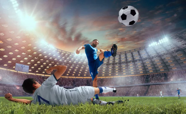 Jogadores Futebol Ação Estádio Profissional — Fotografia de Stock