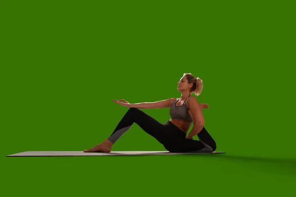 Mujer Yoga Aislada Pantalla Verde — Foto de Stock