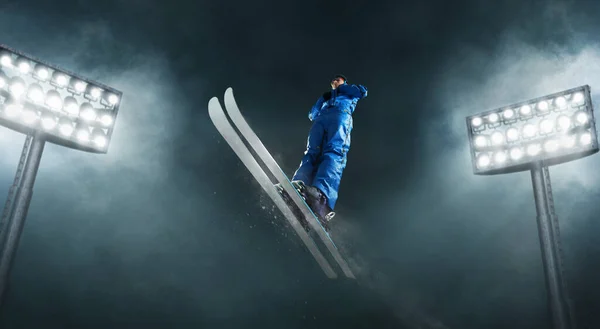 Freestyle Utøvere Ski – stockfoto