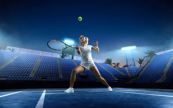 Teniszező Fiatal Lány — Stock Fotó