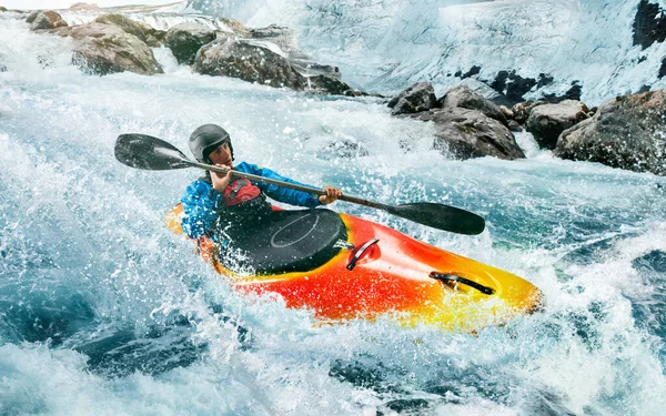 Kayak Aguas Bravas Kayak Extremo —  Fotos de Stock
