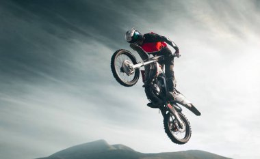 Moto serbest stil erkek atlet.