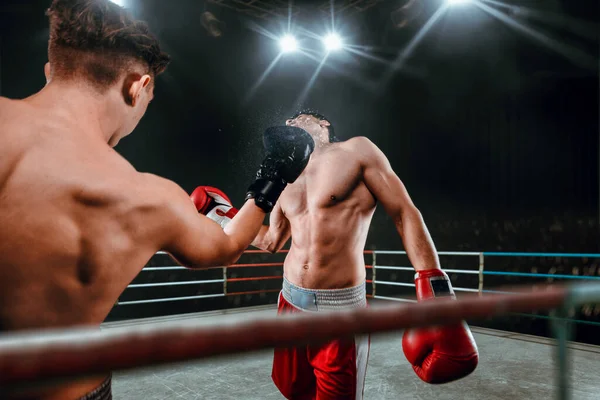 Dos Jóvenes Boxeando —  Fotos de Stock
