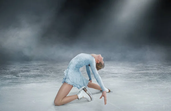 Jeune Femme Patinage Artistique — Photo