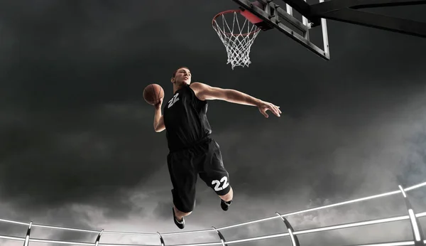 Jogadores Basquete Jogam Streetball — Fotografia de Stock