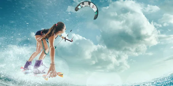 Young Woman Kite Surfing — Stock Photo, Image