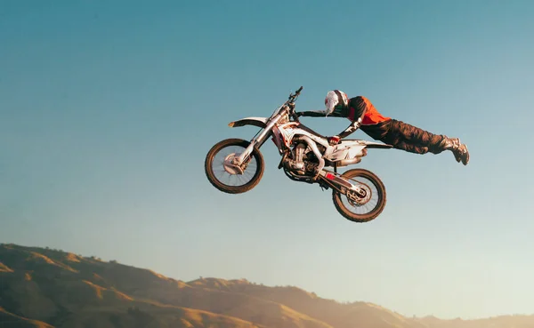 Moto Freestyle Male Athlete — Stock Photo, Image