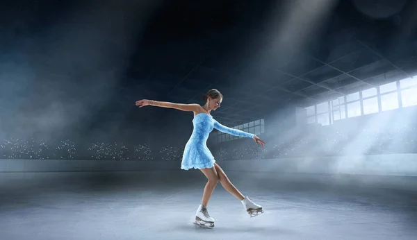 Jeune Femme Patinage Artistique — Photo