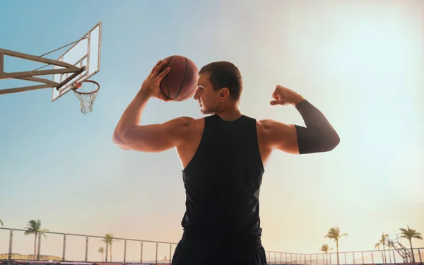 Basketball Players Play Streetball — Stock Photo, Image