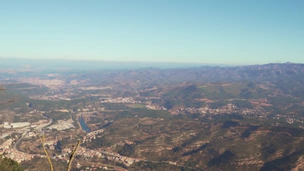 Vista panorâmica das famosas montanhas Montserrat, Catalunha, Espanha — Vídeo de Stock