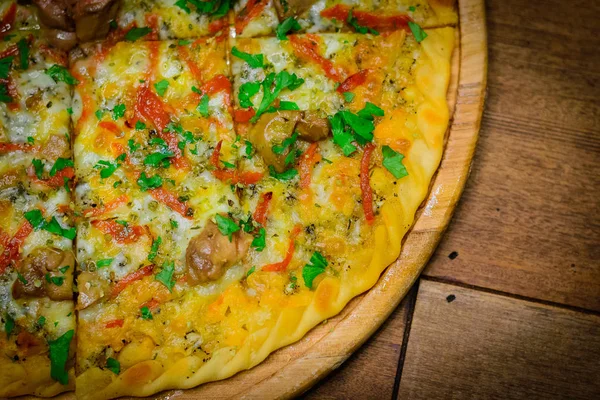 Trufla Foie Gras Salchichon Pizza Serem Manchego Ogolone — Zdjęcie stockowe