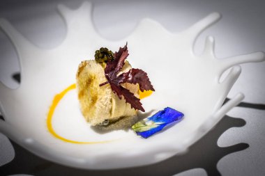 Cristal De Chine Havyar ile dondurma sandviç,