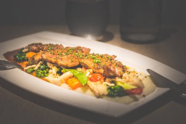 Izgara İberco Domuz Pluma Bal günlük sebze pazarının şef in pick ile sırlı