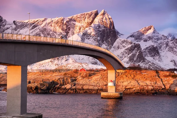 Ponte Nas Ilhas Lofoten Noruega Bela Paisagem Natural Durante Nascer — Fotografia de Stock