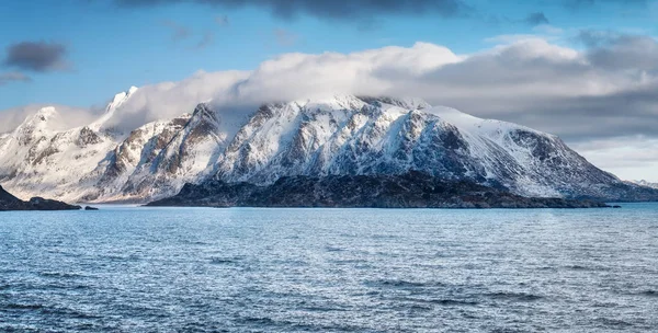 Panorama Cume Montanha Oceano Bela Paisagem Natural Noruega — Fotografia de Stock