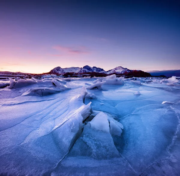 Mountain Ridge Reflection Frozen Lake Surface Natural Landscape Lofoten Islands — Stock Photo, Image