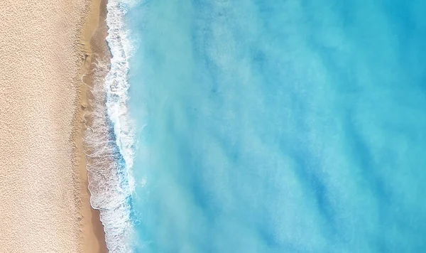 Praia Ondas Vista Superior Fundo Água Azul Turquesa Vista Superior — Fotografia de Stock